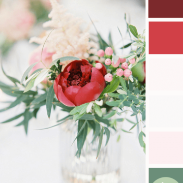 red flowers, pink and red, red and green, ivory, floral arrangements, clear glass vases, mint green, sage green, light pink, burgundy, dark red, faded red, warm white, pantone spiced apple